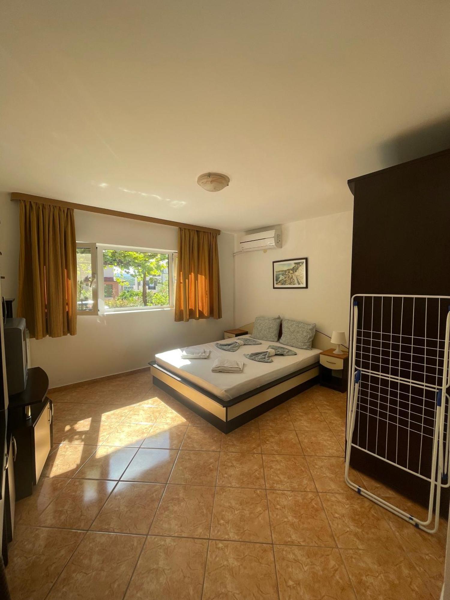 Sarievi Holiday Home Țarevo Exterior foto